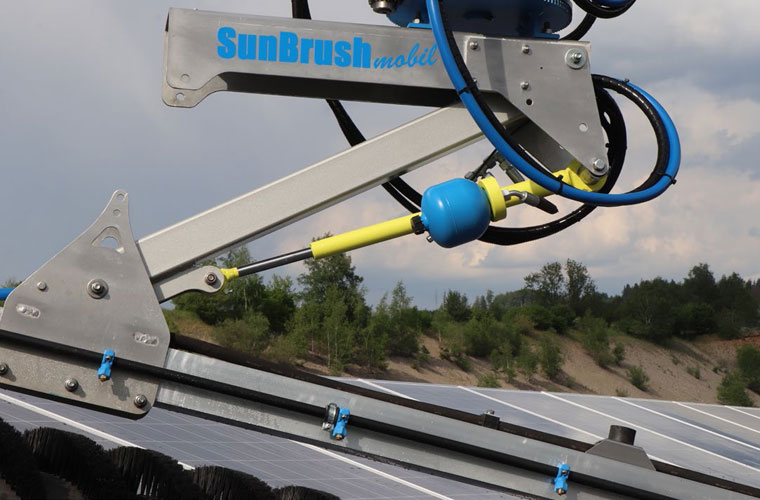 SunBrush mobil rapid, kompakte Solarreinigung, flexibel, wendig