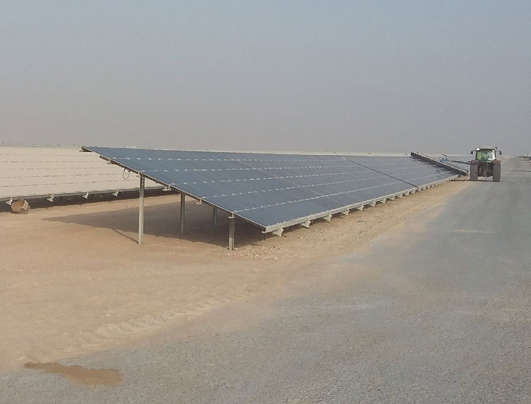 Sable sur le panneau solaire